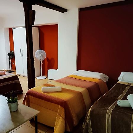 Corrala De San Anton. Sencillo Apartamento En Pleno Centro غرناطة المظهر الخارجي الصورة
