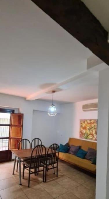 Corrala De San Anton. Sencillo Apartamento En Pleno Centro غرناطة المظهر الخارجي الصورة