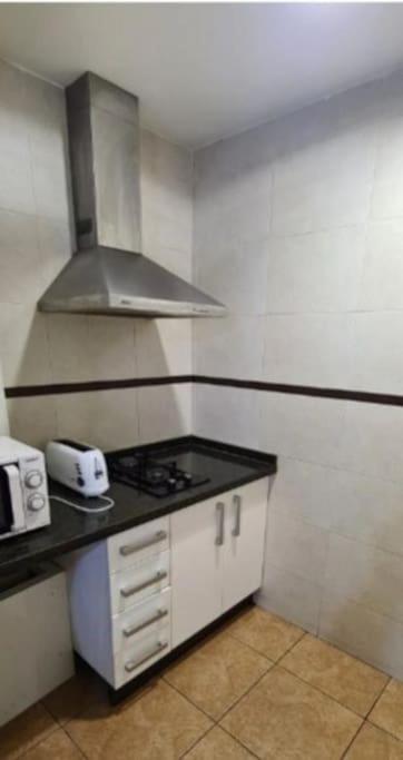 Corrala De San Anton. Sencillo Apartamento En Pleno Centro غرناطة المظهر الخارجي الصورة