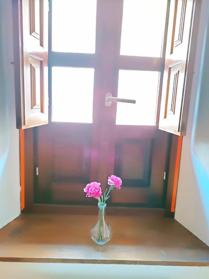 Corrala De San Anton. Sencillo Apartamento En Pleno Centro غرناطة المظهر الخارجي الصورة